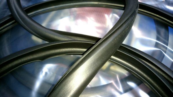 Kofferbakrubber BMW e9 - Afbeelding 2