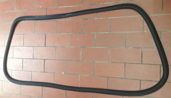 Voorruitrubber BMW e9 2.5cs - 3.0CSL  en 2000cs - Afbeelding 2
