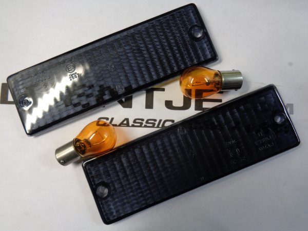 set smoke zwarte knipperlichtglazen bmw e30 alle types (niet m3)