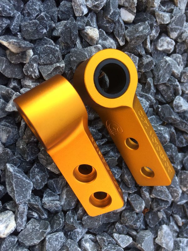 Clipz e30 / e36 draagarmsteun (control arm bracket) voor, M3 offset