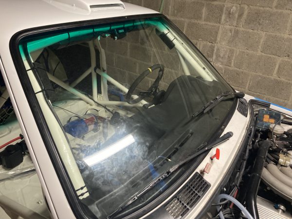 Voorruit BMW E30, blank glas met groene band - Afbeelding 4