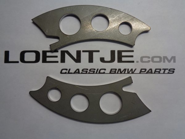 Versteviging draagarm achteras BMW e30 onderkant