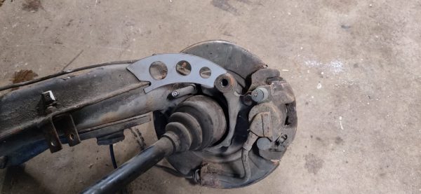 Versteviging draagarm achteras BMW e30 onderkant - Afbeelding 2