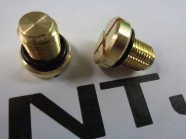 Ontluchtingsschroef nippel messing, beter dan origineel