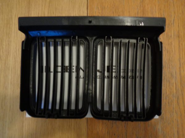 Nieren hoogglans zwart BMW e30 - Afbeelding 2