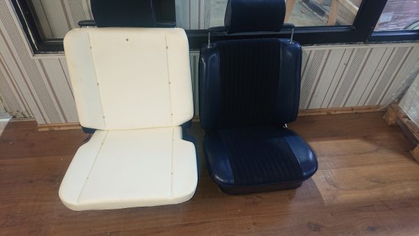 Binnen werk stoel rechts BMW 02, stoelvulling nieuw PU