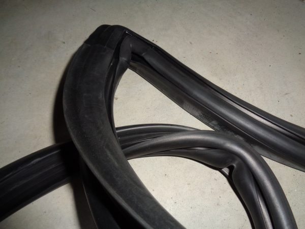 Achterruit rubber BMW E30 reproductie - Afbeelding 2