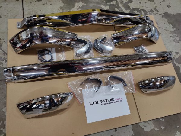 RVS bumper set BMW 02, voor en achter, eerste type korte bumpers