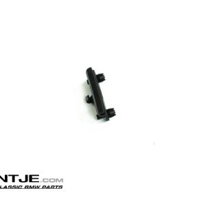 Clip bevestiging onderlip BMW e30 type 2