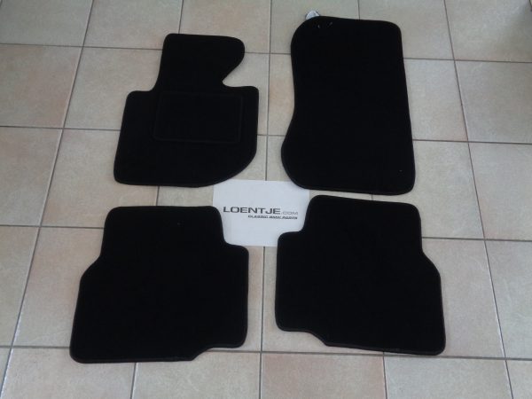 velours automatten set BMW e36 coupe of compact zwart