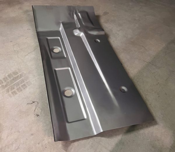 Vloerplaat links voor BMW e34
