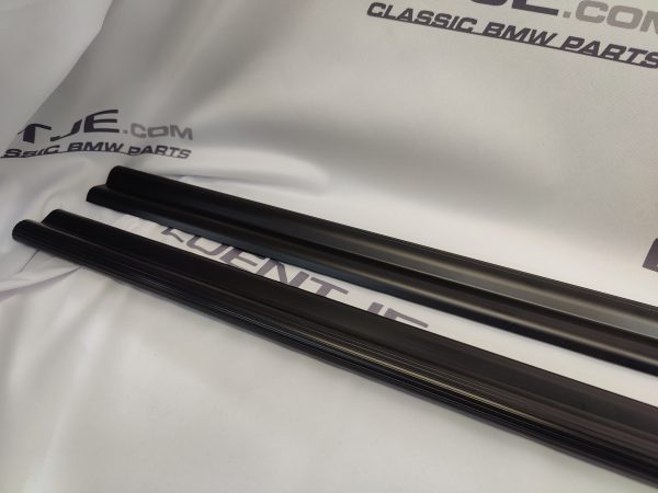 Set instaplijsten BMW e30 twee deurs - Afbeelding 4