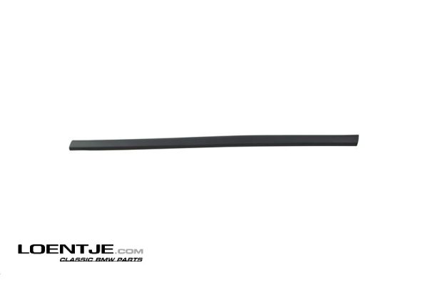 Bumperstrip links voor BMW e24