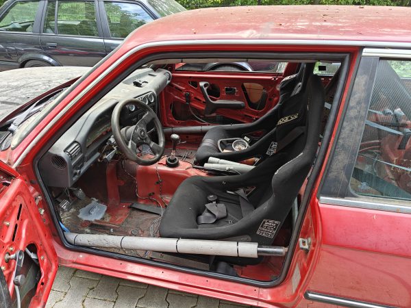 Deurrubber BMW e30 twee deurs en baur links - Afbeelding 4