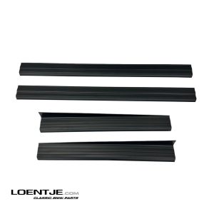 Set dorpelstrips BMW e30 vier deurs sedan