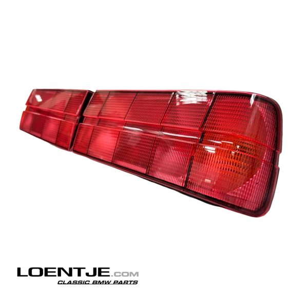 BMW e30 type 1 achterlichten volledig rood - Afbeelding 4