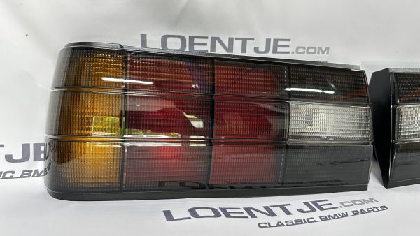 BMW E30 Type 2 Achterlichten SMOKE - Afbeelding 3