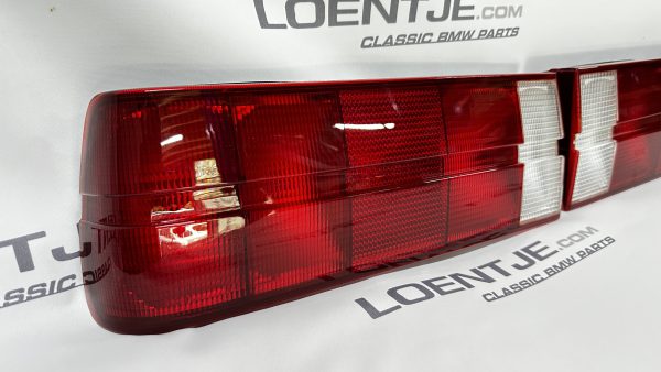 BMW e30 type 1 achterlichten rood met wit - Afbeelding 3