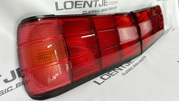 BMW E30 Type 2 Achterlichten rood - Afbeelding 4