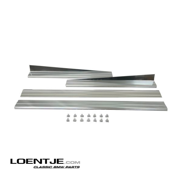 Set dorpelstrips BMW e30 vier deurs sedan aluminium
