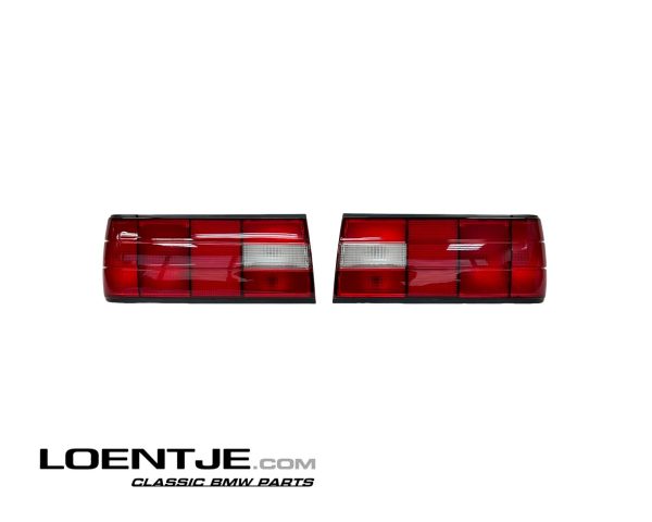 BMW E30 Type 2 Achterlichten rood met wit