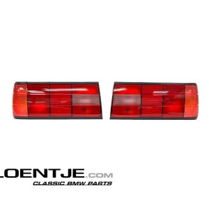 BMW E30 Type 2 Achterlichten rood
