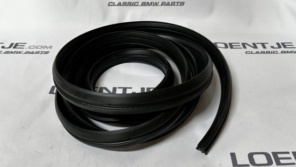 Kofferbakrubber BMW E34