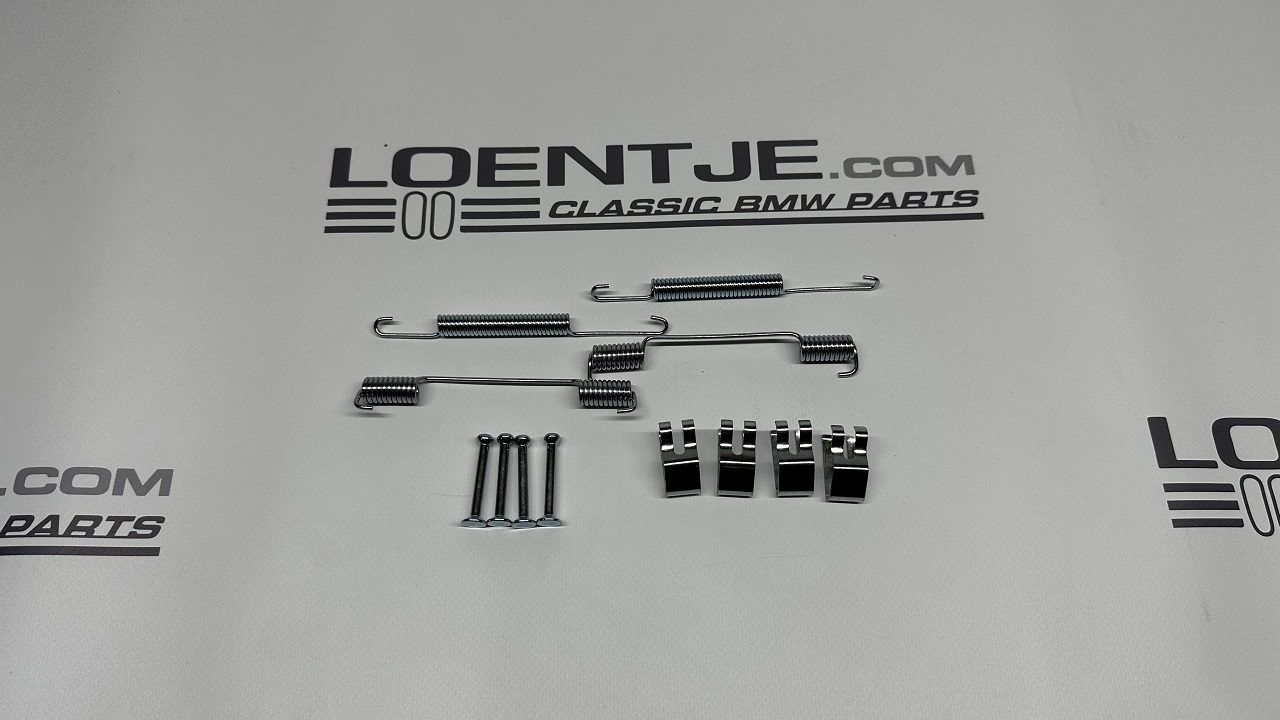 Handremschoenen bevestiging set trommels achter e21 e12