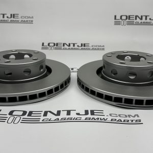 Set geventileerde remschijven voorzijde 300X30mm BMW E24 M635 / E28 M5