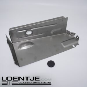 BMW e30 type 1 reparatiepaneel rechts achter in de koffer groot
